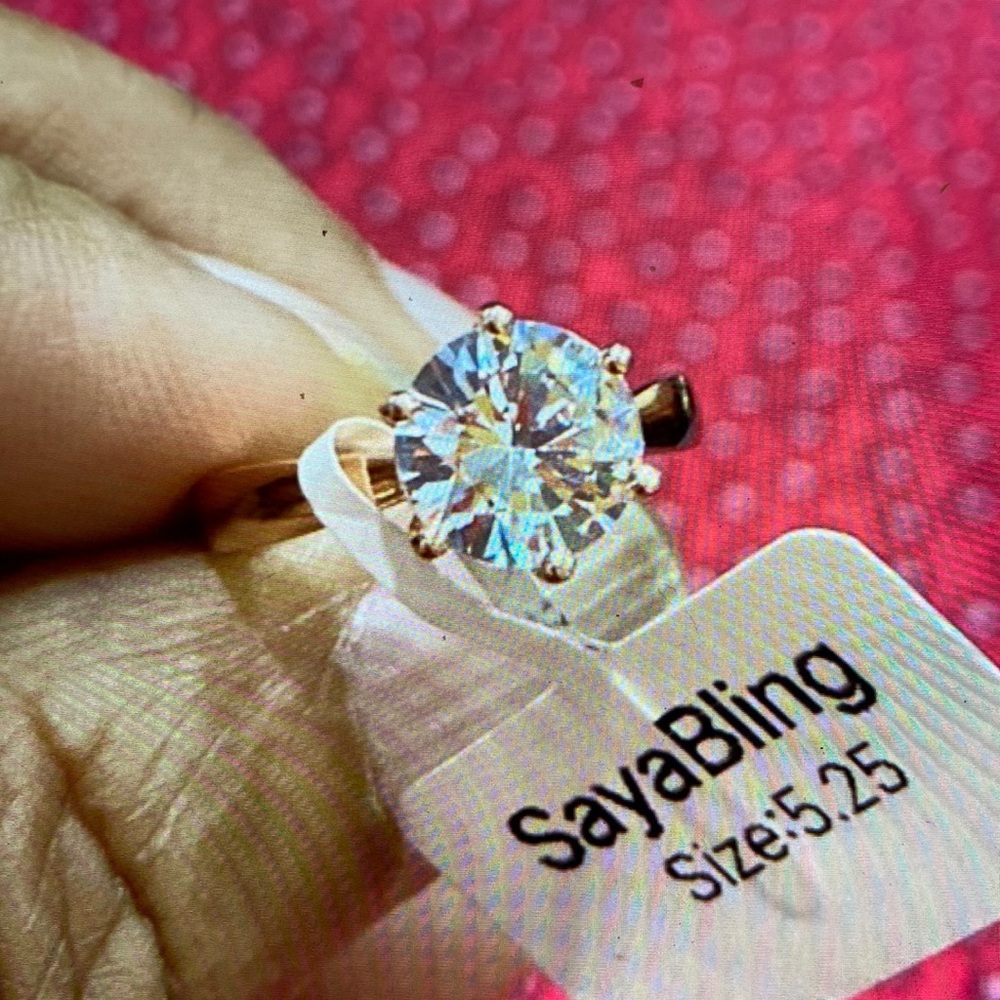 SayaBling 2.5 Caret Lab Created Diamond Gemstone